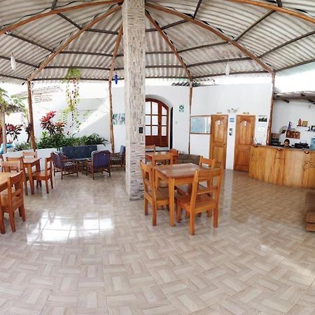 Hostal White House Galapagos Puerto Ayora  Esterno foto