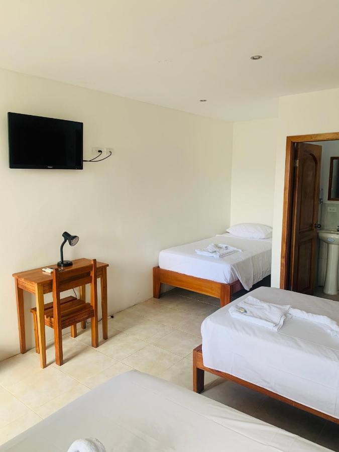 Hostal White House Galapagos Puerto Ayora  Esterno foto