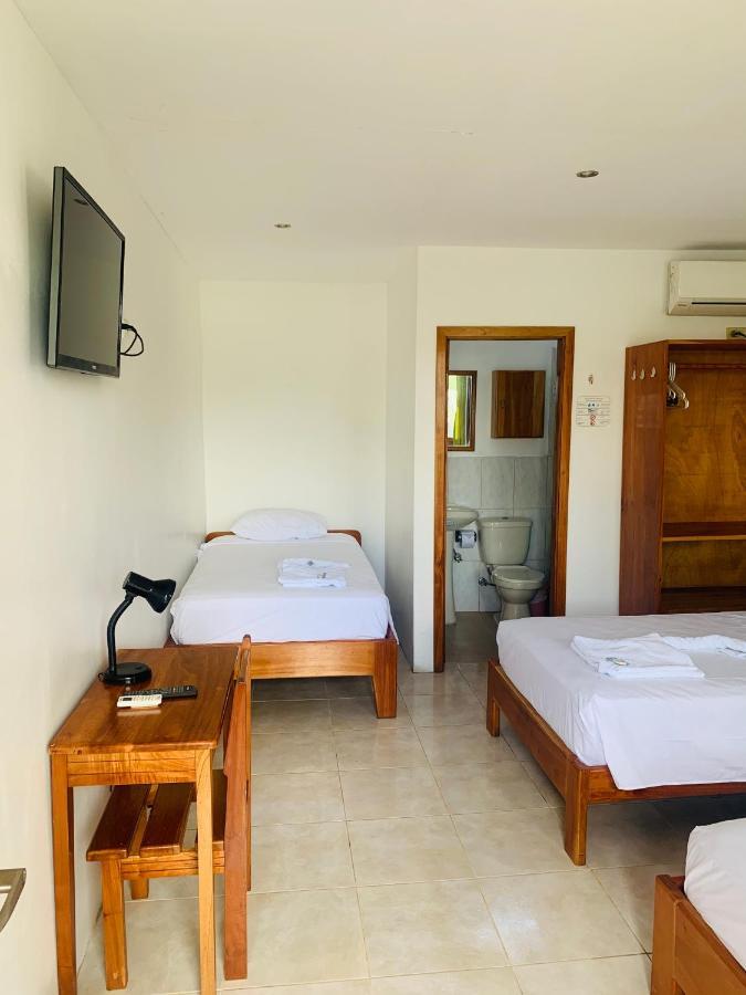 Hostal White House Galapagos Puerto Ayora  Esterno foto