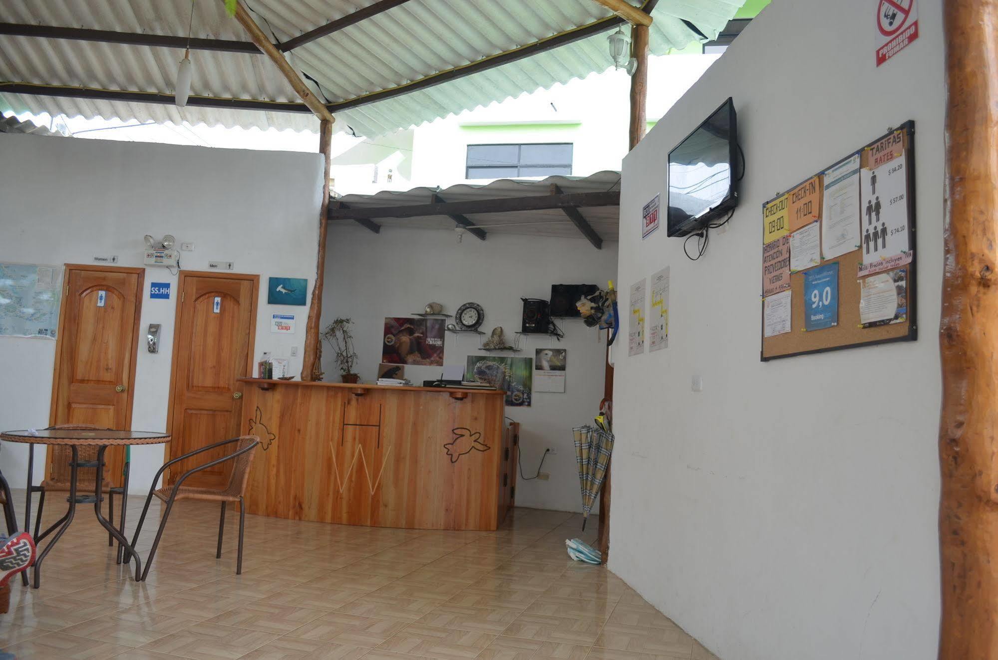 Hostal White House Galapagos Puerto Ayora  Esterno foto