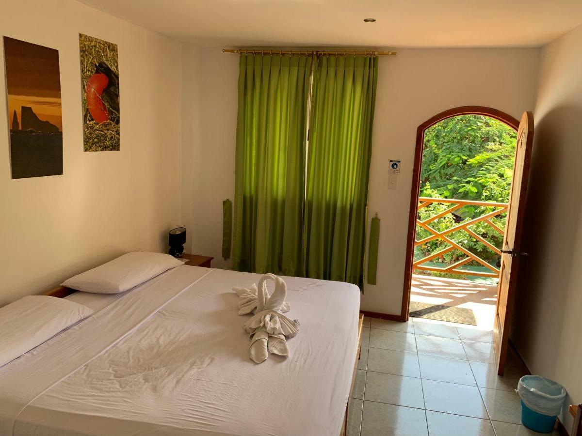 Hostal White House Galapagos Puerto Ayora  Esterno foto