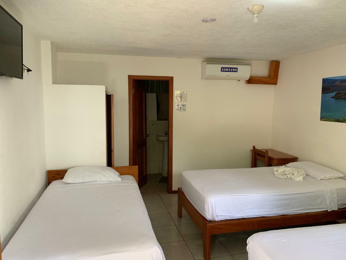 Hostal White House Galapagos Puerto Ayora  Esterno foto